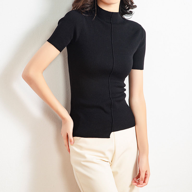 Sort Mock Neck Pullover Sweater